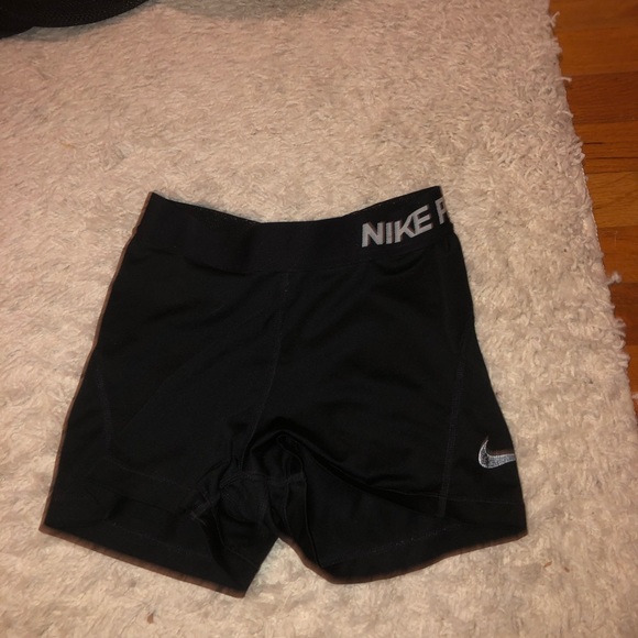 black nike pros - Picture 1 of 3